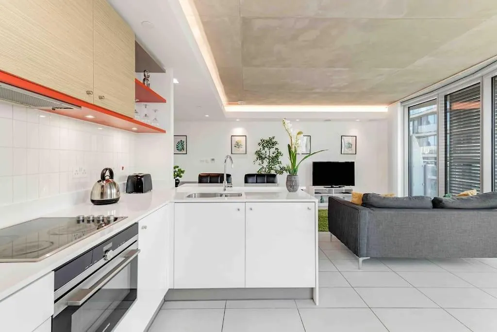 Luxury Apt 3Min Walk To London Excel,City Hall, O2